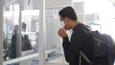 Bandara Hasanuddin Berlakukan Layanan GeNose, Segini Harganya