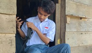 Demi Merawat Ibu, Jumardin Kekurangan Biaya Untuk Sekolah