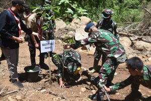 Ketua Tim Wasev Kunjungi Lokasi Tmmd Ke – 112 Kodim Maros