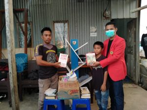 BEM Hukum UNHAS Dorong Gerakan Literasi di Desa Salenrang, Maros