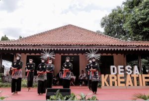 Menparekraf Luncurkan Panduan Pengembangan Desa Kreatif, Simbol Pemulihan Ekonomi