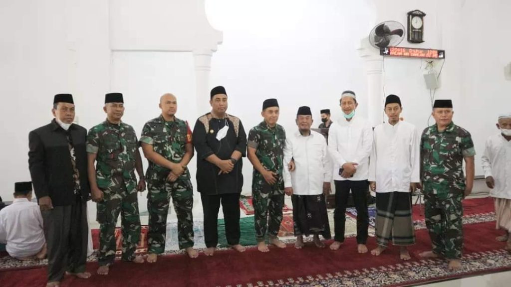 Pesantren Darul Istiqamah Menggelar Peletakan Batu Pertama Pembangunan Gedung Panti Asuhan