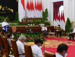Arahan Jokowi : Siapkan Berbagai Perlindungan Sosial Dampak Kenaikan Harga