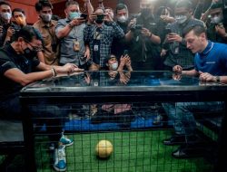 Pesepak Bola Mesut Ozil Buka Peluang Brand Indonesia Kolaborasi dengan Bintang Dunia