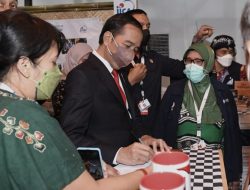 Presiden Jokowi Tinjau Rumah Resiliensi Indonesia pada Pameran Adexco 2022
