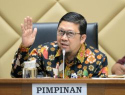 DPR Minta Kemenpan RB Siapkan Skema yang Jelas Terkait Nasib Tenaga Honorer