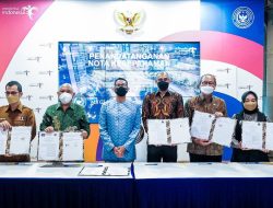 Kemenparekraf Jalin MoU dengan Tiga Pelaku Industri Akselerasi Kebangkitan Sektor Parekraf
