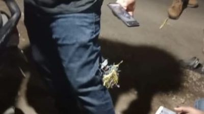 Video Seorang Pengendara Menjadi Korban Pembusuran di Kabupaten Maros