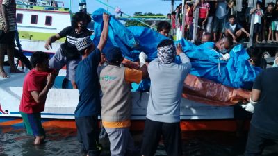 Nelayan Temukan Satu Korban KM Ladang Pertiwi Dalam Kondisi Tidak Bernyawa