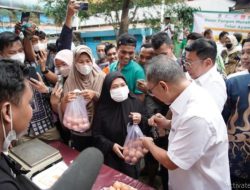 Dukung Upaya Stabilisasi Harga Telur Ayam Ras, Mendag Zulkifli Hasan Hadiri Operasi Pasar Bapanas