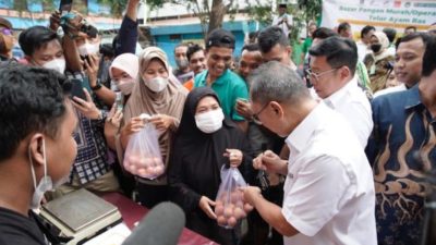 Dukung Upaya Stabilisasi Harga Telur Ayam Ras, Mendag Zulkifli Hasan Hadiri Operasi Pasar Bapanas