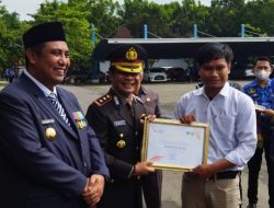 Wakil Ketua KAHMI Maros Dianugerahi Penghargaan Pemuda Pelopor di Bidang Politik