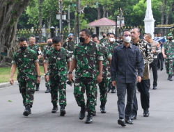Upacara HUT ke-77 TNI akan Digelar di Istana, Kasetpres Matangkan Persiapan