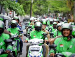 Ojol Day, Danny Himbau Warga Gunakan Transportasi Publik