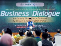 Zulkifli Hasan Komitmen Kembangkan Ekonomi Umat dan Majukan UMKM