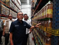 Kemendag Keluarkan Pedoman Penjualan Minyak Goreng Rakyat Untuk Stabilkan Harga
