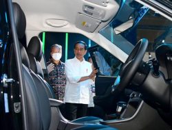 Presiden Ajak Industri Otomotif Bergeser ke Kendaraan Listrik