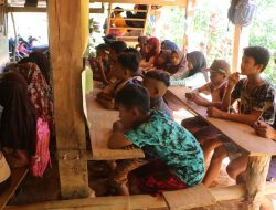 Sekolah Kolong Beserta Harapan Anak-anak Dusun Bara