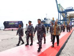 Dampingi KSAL Laksamana TNI Muhammad Ali, Danny Pomanto Jajal KRI Bung Karno-369