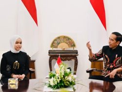 Presiden Jokowi Terima Peraih Golden Buzzer AGT 2023 Putri Ariani