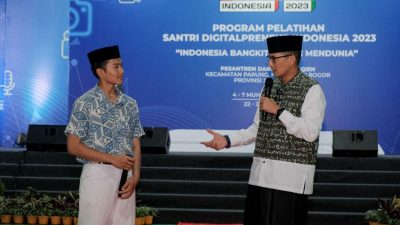 Menteri Pariwisata dan Ekonomi Kreatif Dorong Santri Berinovasi Menggunakan AI