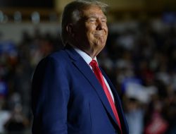 Para Rival Partai Republik Mengecam Kandidatur Trump