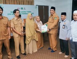 Bupati Maros Serahkan Bantuan Kepada 210 Tenaga Honorer Melalui BAZNAS