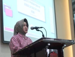 Indira Yusuf Ismail Beri Arahan dalam Bimtek Aplikasi Data Dasawisma