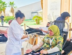 Wakil Bupati Maros dan Kadis Kominfo-SP Donorkan Darah untuk Korban Gempa Maroko