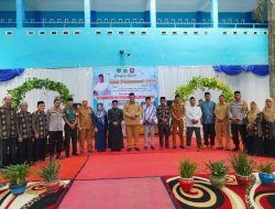 Bupati Maros Chaidir Syam dan Irfan AB Hadiri Maulid di SMPN 1 Maros