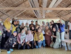 Moms Keren Menggelar Curhat-curhat Bareng Komunitas Senam