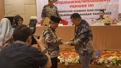 Nurhasan Terima Nama Wisudawan/Wisudawati Fakultas Syariah & Hukum UIN Alauddin Makassar