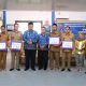 Bupati Maros Chaidir Syam Memberikan Penghargaan pada Perpustakaan Desa