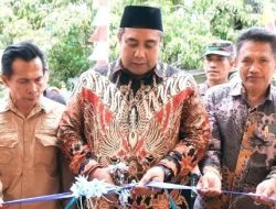 Bupati Maros Meresmikan Gedung Baru Kantor Desa Cenrana Baru