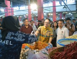 Wakil Menteri Perdagangan Memantau Ketersediaan dan Harga Kebutuhan Pokok