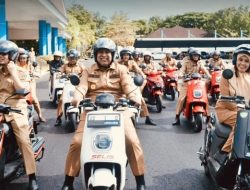 Pemda Maros Menggelar Serah Terima Kendaraan Oprasional Motor Listrik