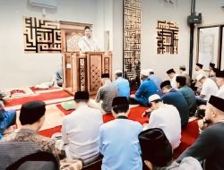 Bupati Maros Sholat Subuh Berjamaah di Kecamatan Turikale