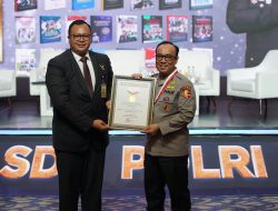 MURI Anugerahkan Penghargaan kepada Irjen Dedi Prasetyo
