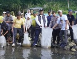 Bupati Bersama Wakil Bupati Maros Tebarkan Benih Ikan Nila di Kecamatan Mallawa