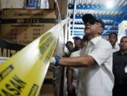 Mendag Zulkifli Hasan Pimpin Ekspose Temuan 40.282 Barang Impor Tidak Sesuai Ketentuan