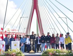 Presiden Joko Widodo Resmikan Jembatan Pulau Balang di Kalimantan Timur