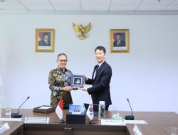 OJK Perkuat Kerja Sama Sektor Jasa Keuangan dengan Financial Supervisory Service Korea