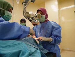 Kemensos Laksanakan Operasi Katarak Gratis untuk Masyarakat di NTB