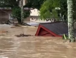 Banjir Bandang Sungai Walannae Terjang Tiga Kecamatan di Maros, 450 KK Terdampak