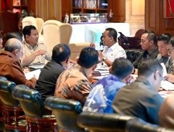 Presiden Prabowo Pimpin Rapat Terbatas Bahas Percepatan Hilirisasi Nasional