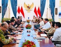 Presiden Prabowo Pimpin Rapat Terbatas Bahas Ekonomi Global