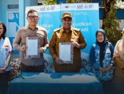 Bupati Maros Serahkan Bantuan Fasilitas Sanitasi Sekolah dari Program WASH in School UNICEF 2025