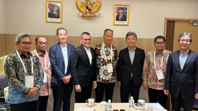 Menperin Agus Promosikan Batik di Ajang Internasional