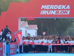 Ribuan Warga Meriahkan Merdeka Run 8.0K di Istana