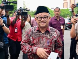 Mendikdasmen Abdul Mu’ti Pastikan Distribusi Perangkat Digital Sesuai Data Sekolah